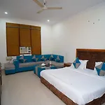 Majestic Stay - East Of Kailash