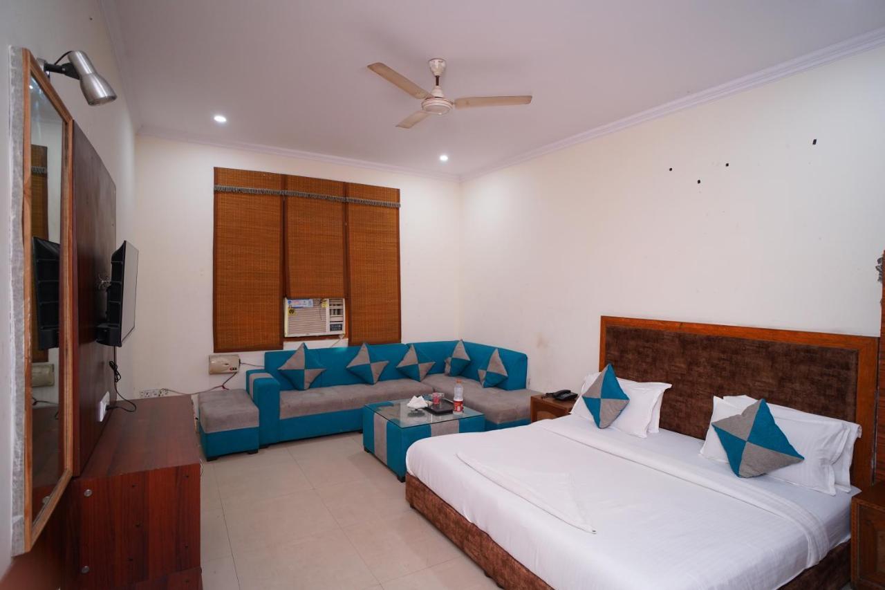 Majestic - East Of Kailash